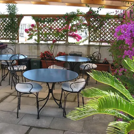 Corte Barocca Bed & Breakfast 2*